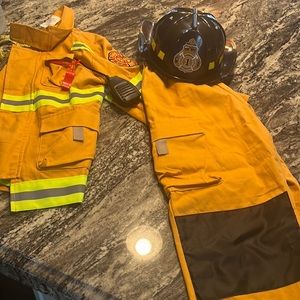 Kids Halloween fireman costume.